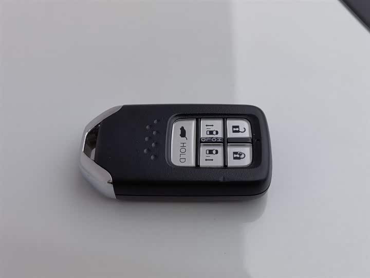 Фото 19 - Honda Odyssey