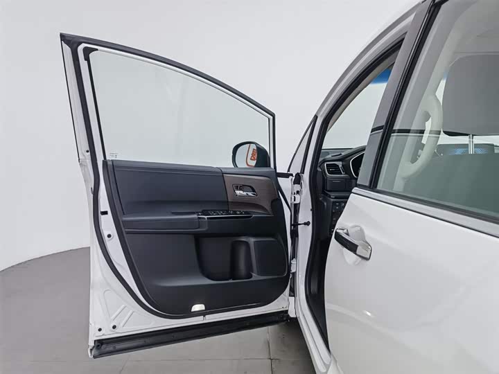 Фото 8 - Honda Odyssey