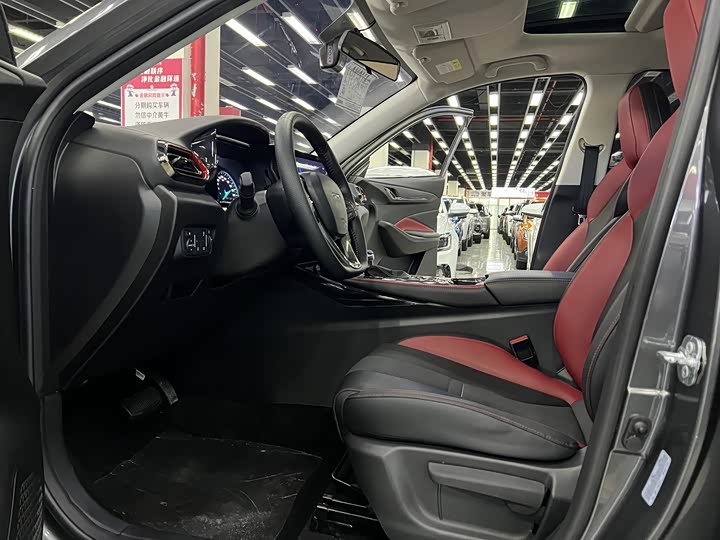 Фото 19 - Changan Oshan X5