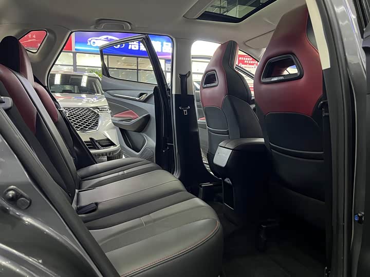 Фото 9 - Changan Oshan X5