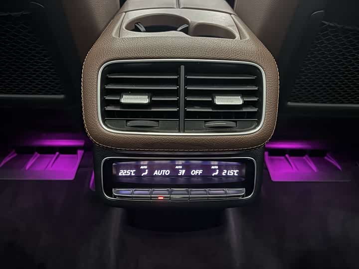 Фото 21 - Mercedes-Benz GLE-Class