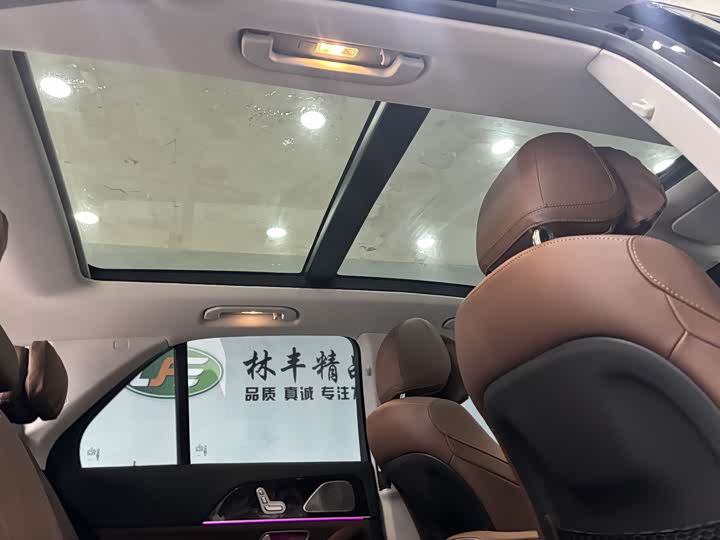 Фото 31 - Mercedes-Benz GLE-Class