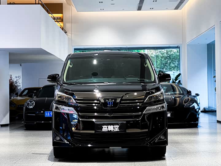 Фото 2 - Toyota Vellfire