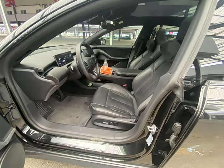 Фото 16 - Nio ET5T