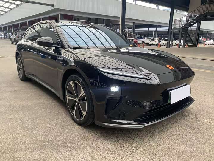 Фото 3 - Nio ET5T