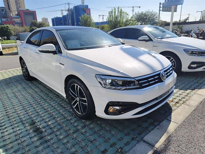 Фото 4 - Volkswagen Lamando L