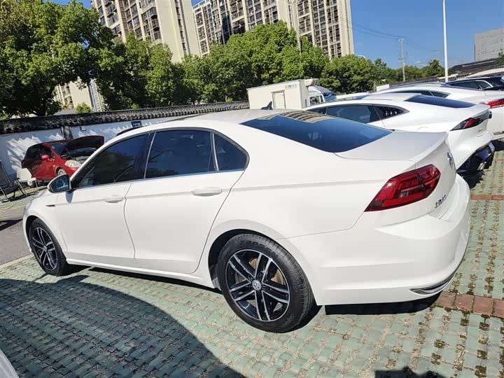 Фото 5 - Volkswagen Lamando L