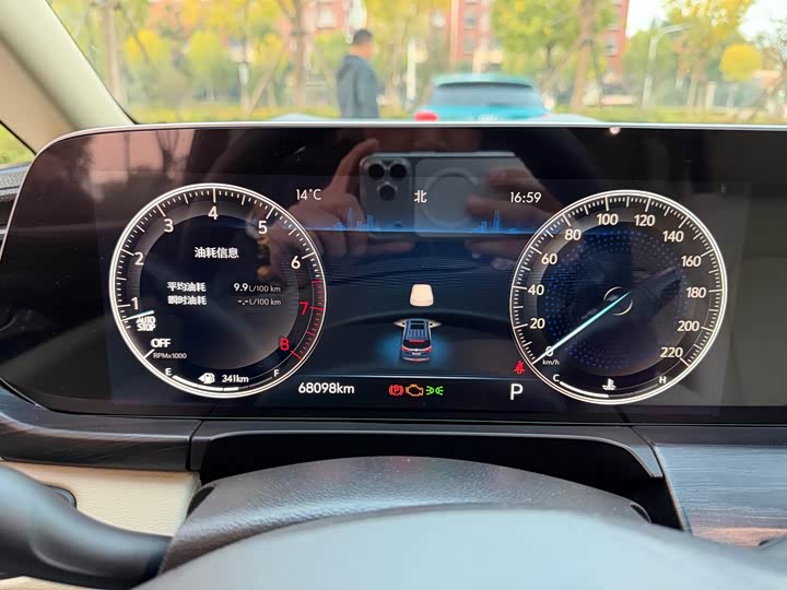 Фото 9 - Buick GL8 ES