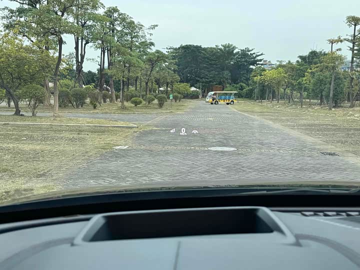 Фото 27 - BYD Tang Hybrid/EV