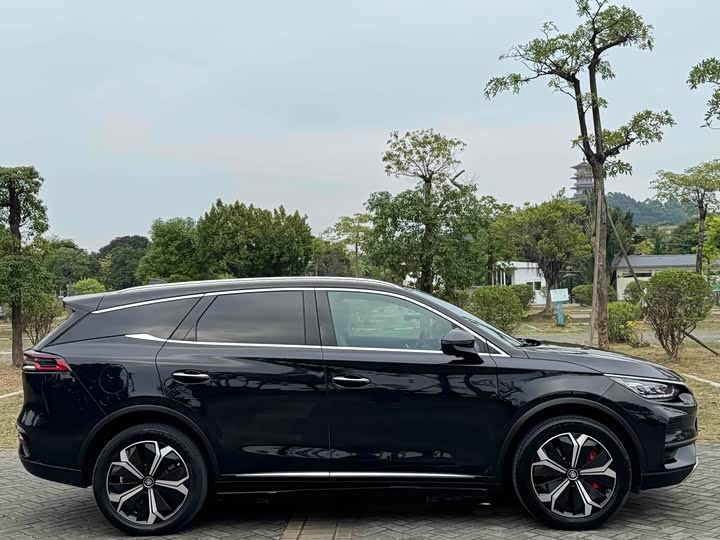 Фото 7 - BYD Tang Hybrid/EV