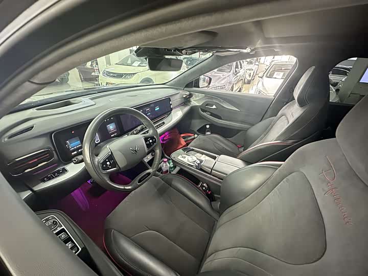 Фото 6 - BAIC Arcfox Alpha S