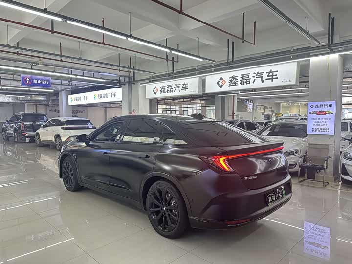 Фото 8 - BAIC Arcfox Alpha S