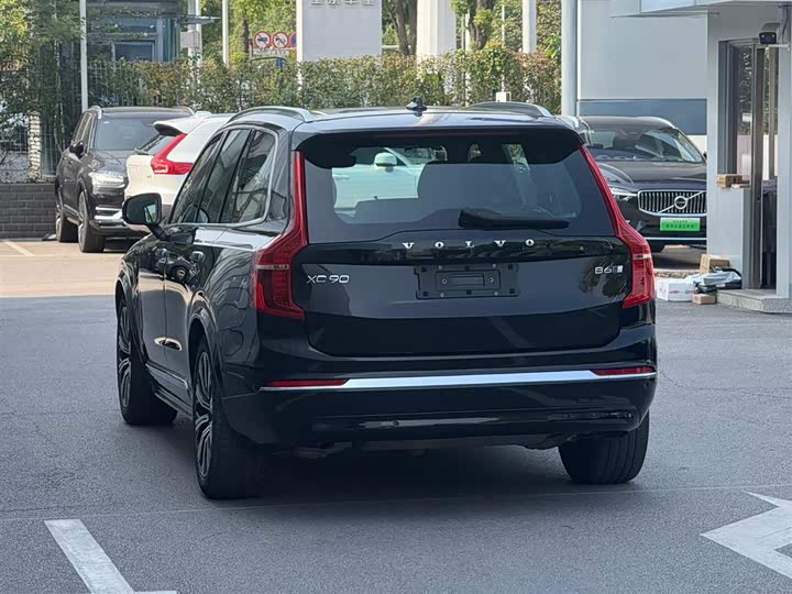 Фото 4 - Volvo XC90