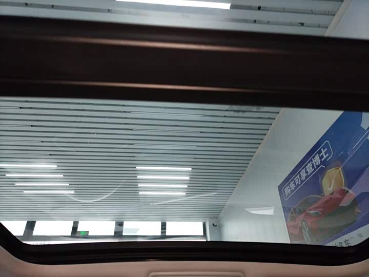 Фото 18 - Volkswagen Sagitar L