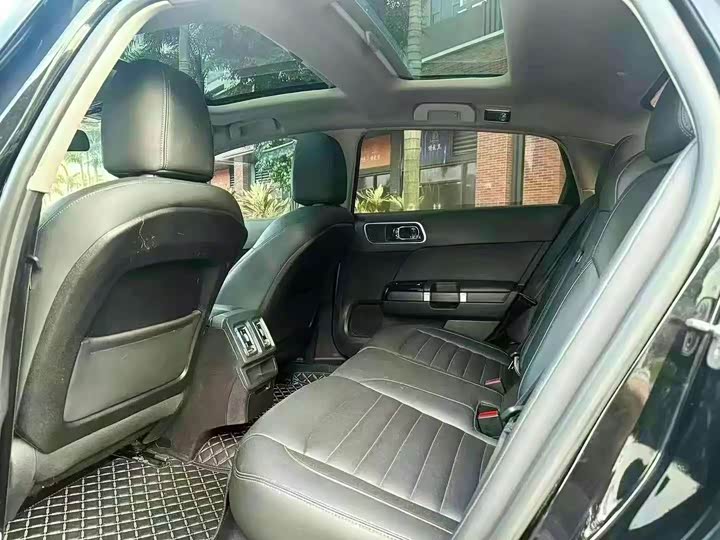 Фото 7 - Citroen C6