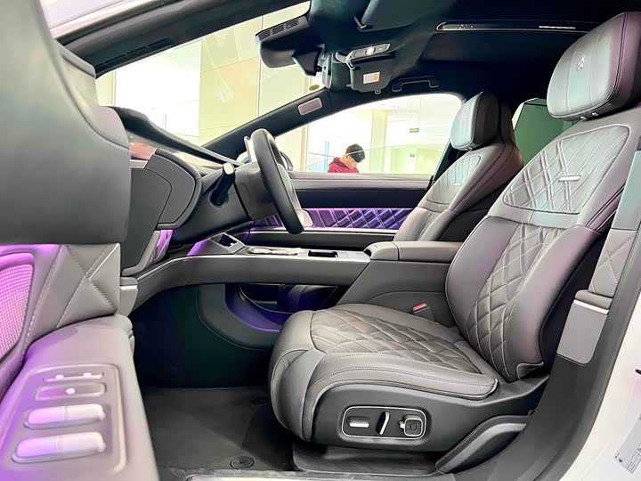 Фото 7 - Nio ET9