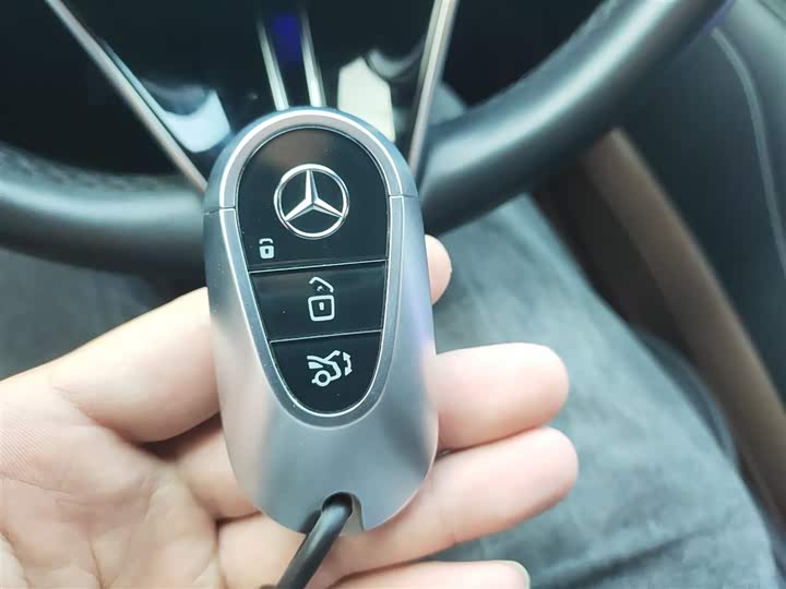 Фото 9 - Mercedes-Benz S-Class