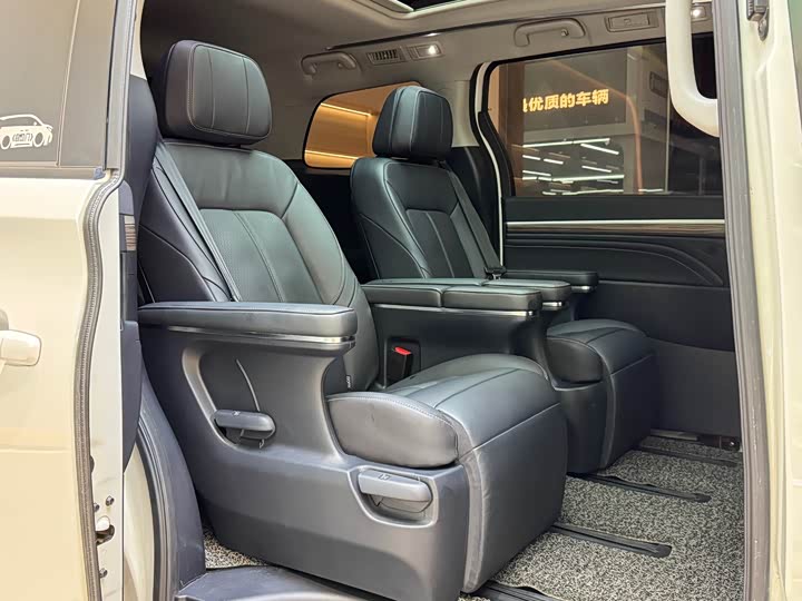 Фото 19 - GAC Trumpchi M8