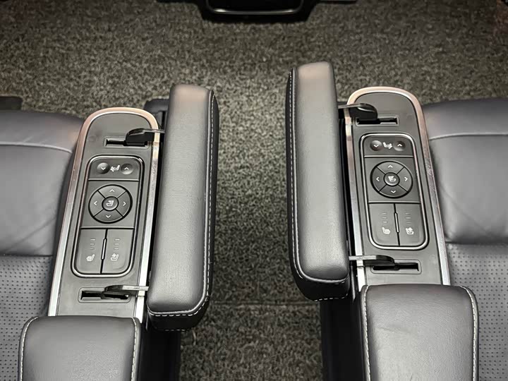 Фото 32 - GAC Trumpchi M8