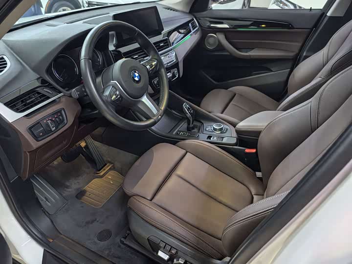 Фото 10 - BMW X1