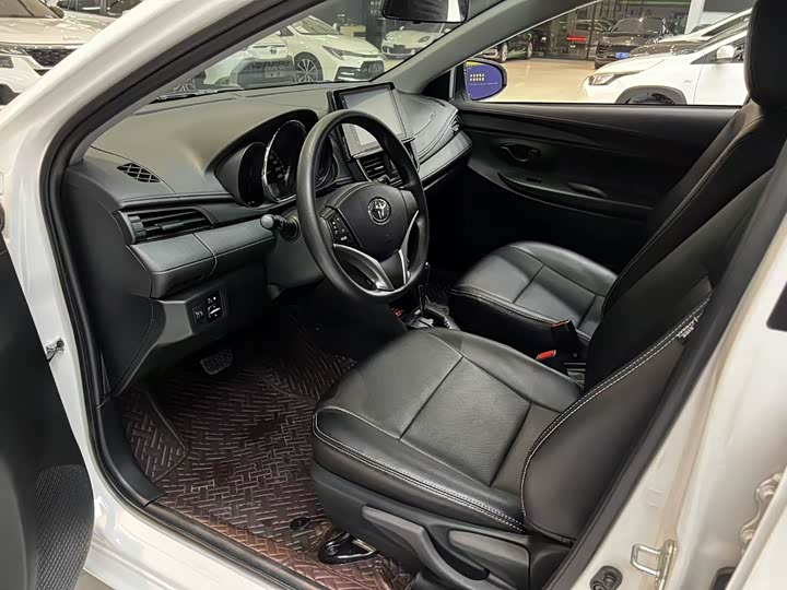 Фото 4 - Toyota Vios FS