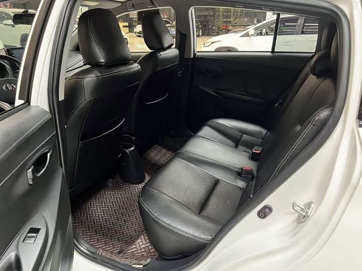 Фото 5 - Toyota Vios FS