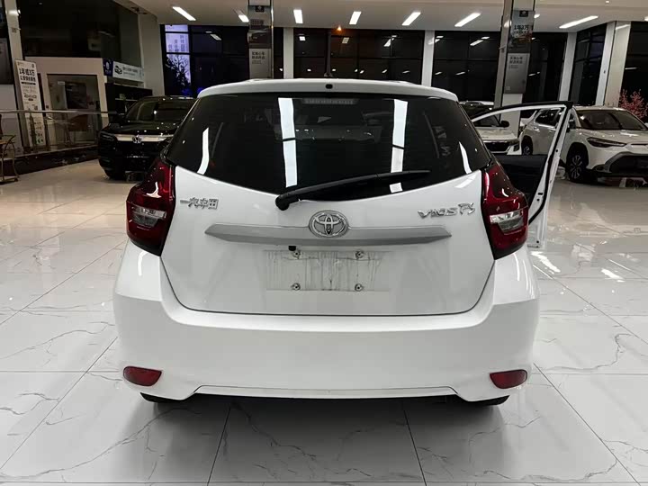 Фото 8 - Toyota Vios FS