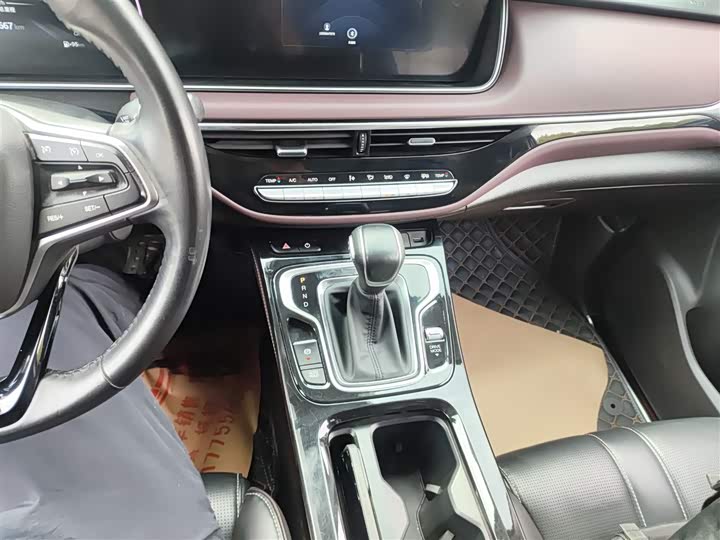 Фото 14 - GAC Trumpchi M6