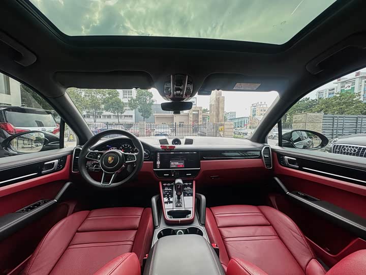 Фото 15 - Porsche Cayenne