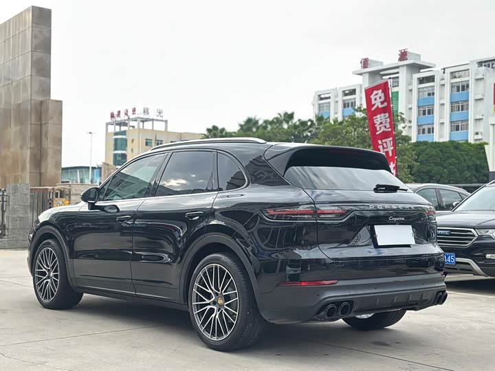 Фото 6 - Porsche Cayenne