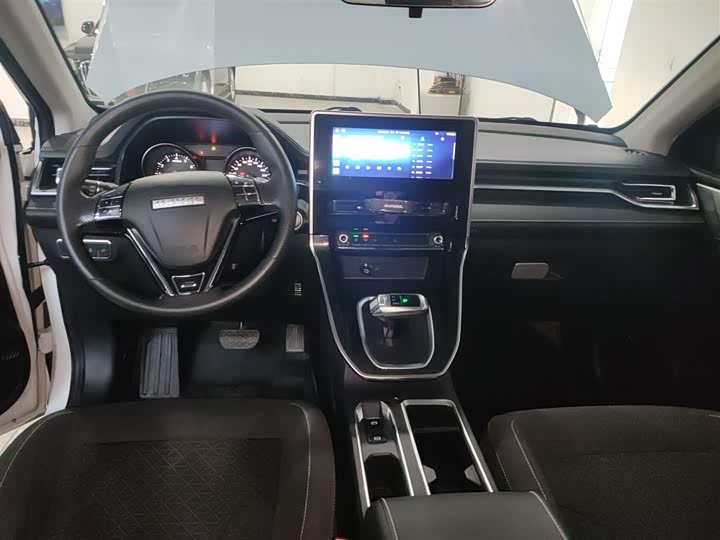 Фото 13 - Haval M6