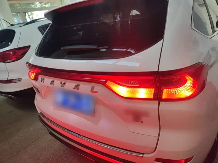 Фото 8 - Haval M6
