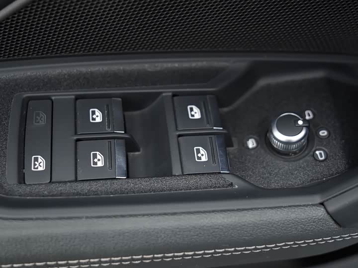 Фото 10 - Audi A3