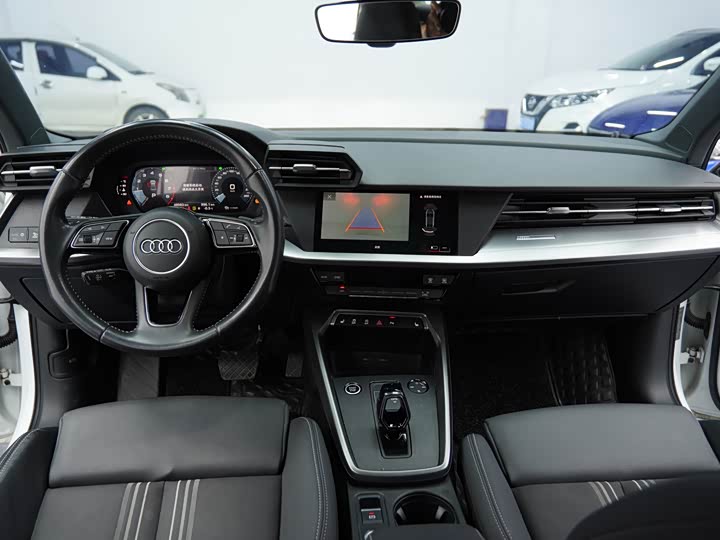 Фото 16 - Audi A3