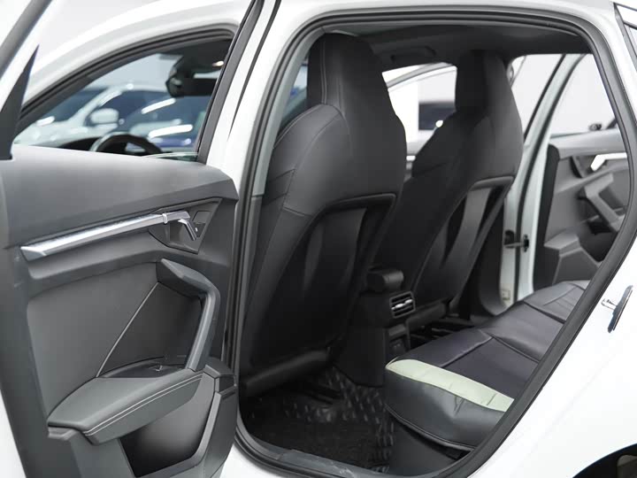 Фото 18 - Audi A3