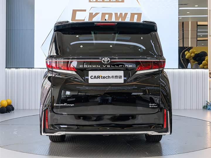 Фото 5 - Toyota Vellfire