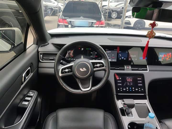 Фото 11 - LiXiang One