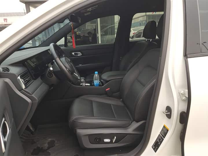 Фото 15 - LiXiang One