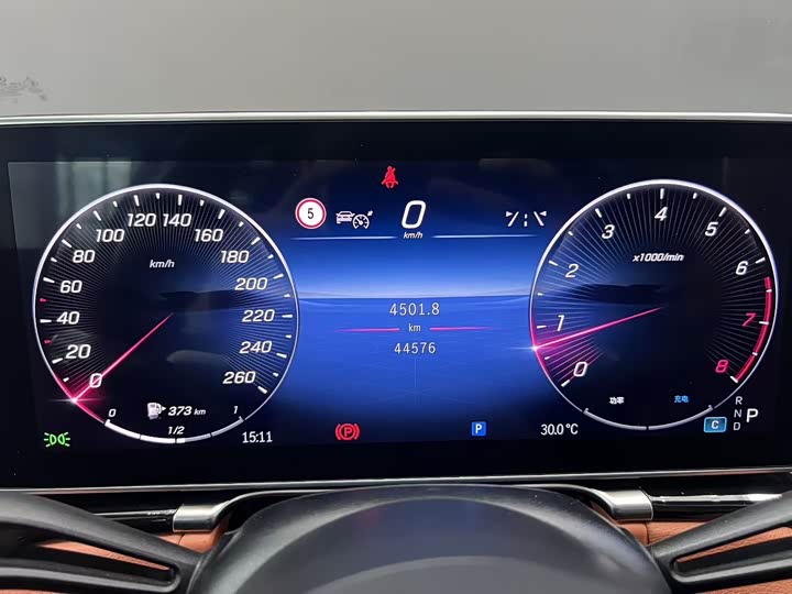 Фото 29 - Mercedes-Benz S-Class