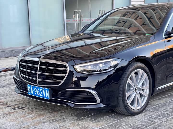 Фото 5 - Mercedes-Benz S-Class