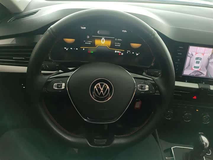 Фото 11 - Volkswagen Lavida