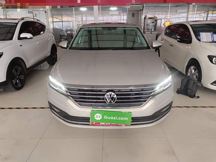 Фото 3 - Volkswagen Lavida