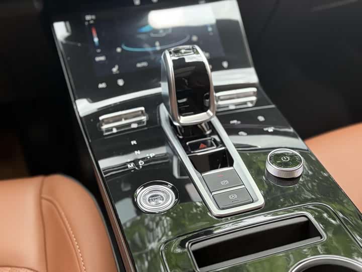 Фото 12 - Chery Tiggo 8