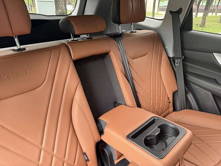 Фото 13 - Chery Tiggo 8