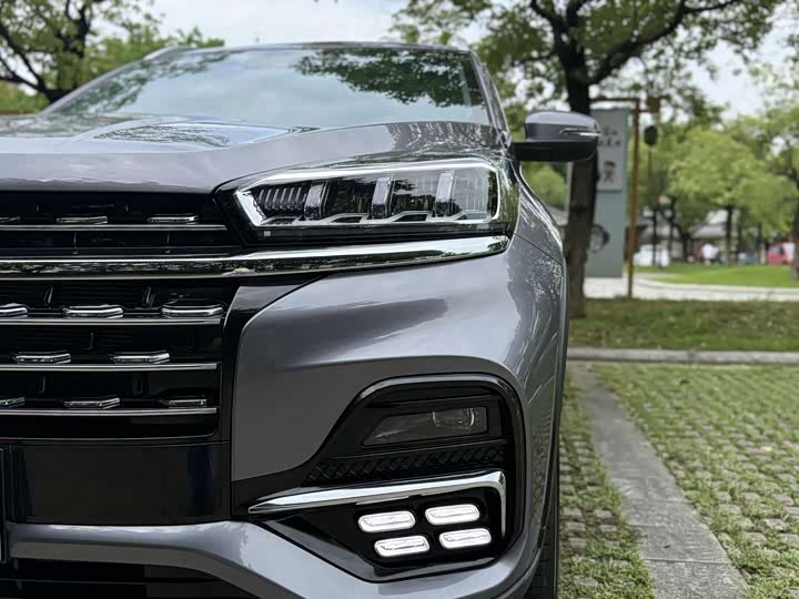 Фото 8 - Chery Tiggo 8