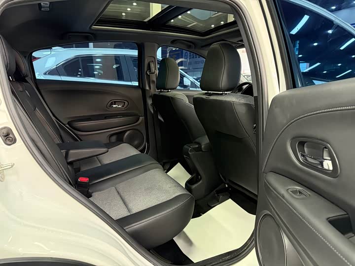 Фото 13 - Honda XR-V