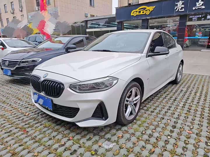 Фото 1 - BMW 1 Series