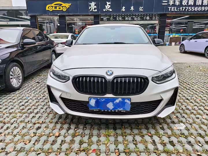 Фото 2 - BMW 1 Series