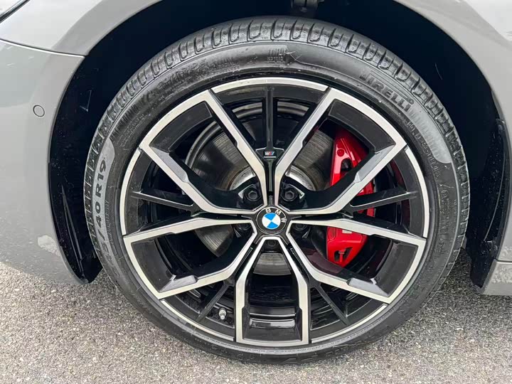 Фото 20 - BMW 5 Series