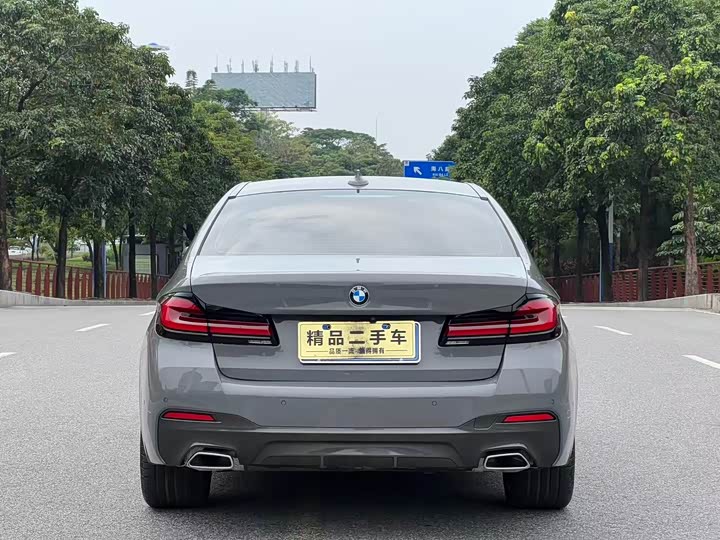 Фото 5 - BMW 5 Series
